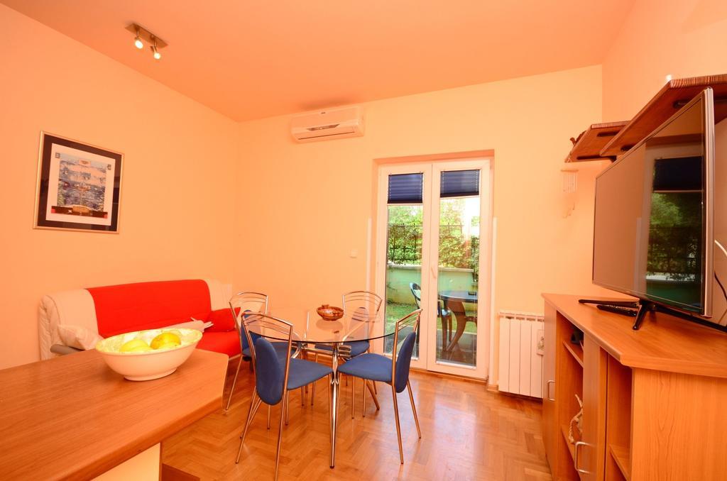 Apartment Blazenka Пула Екстер'єр фото
